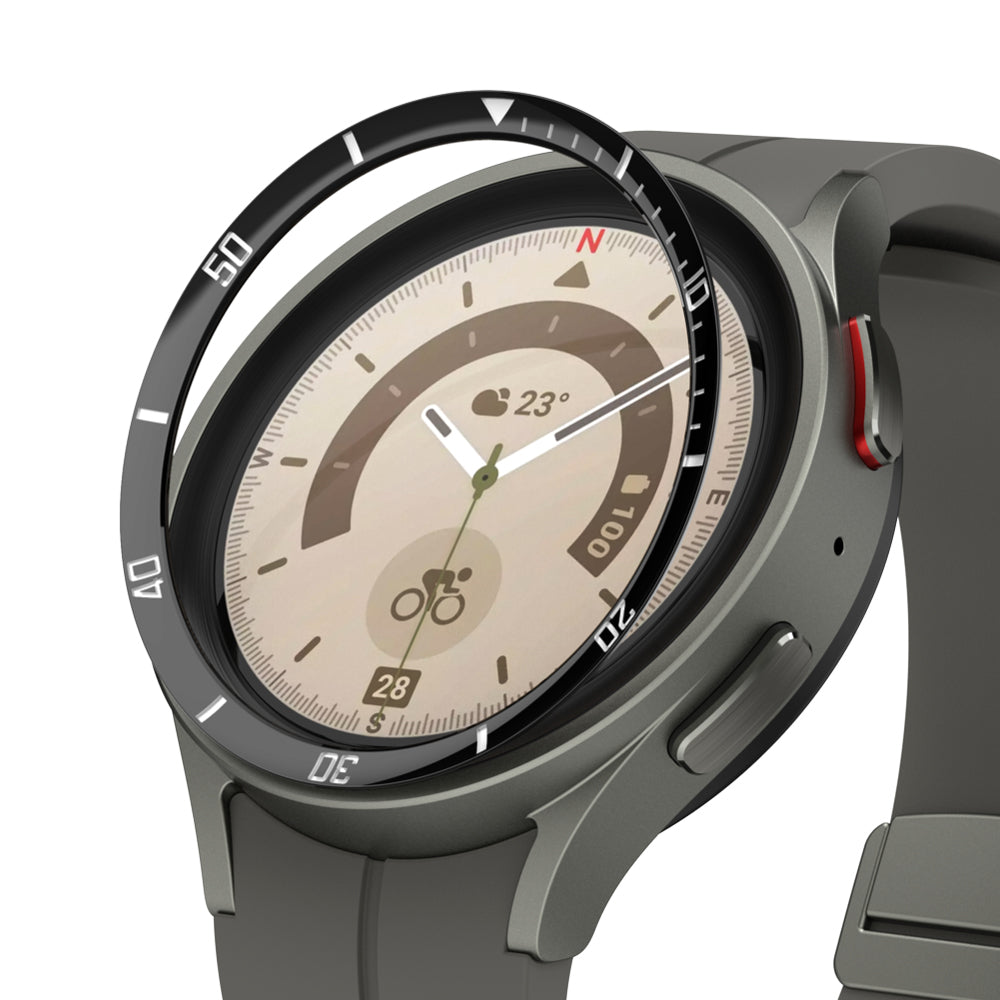 Galaxy Watch 5 Pro 45mm | Inner Bezel Styling - Black numbered bezel ring hovering above a grey smartwatch face.