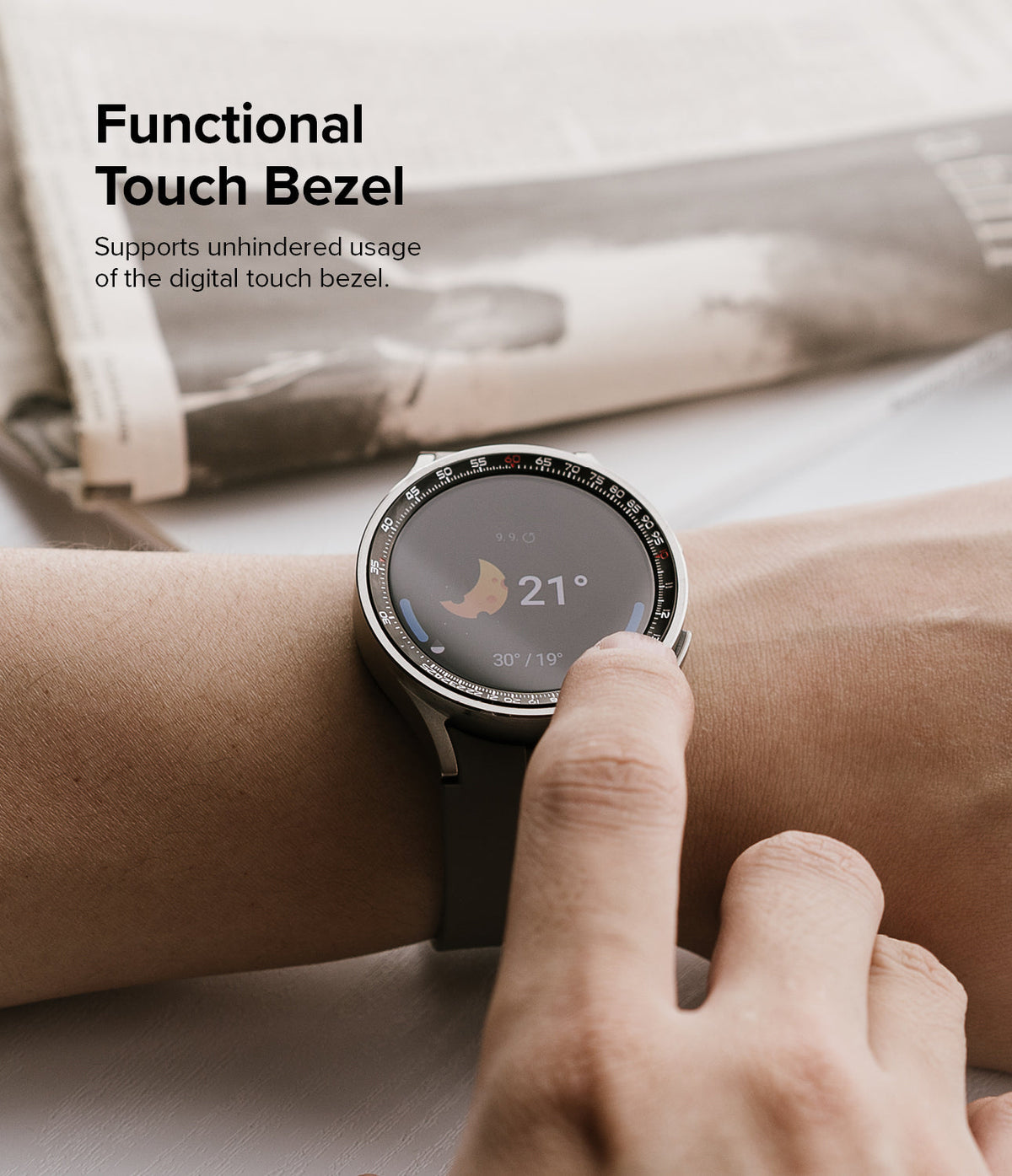 Galaxy Watch 5 Pro 45mm | Inner Bezel Styling - Finger touching the digital bezel of a Galaxy Watch 5 Pro on a wrist.