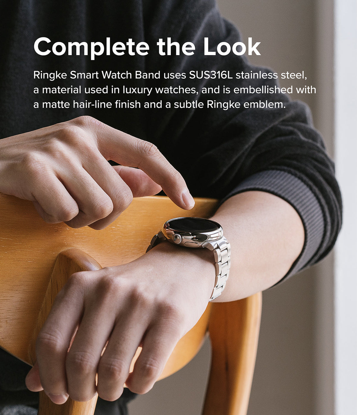 Google Pixel Watch | Metal One Band - Person wearing a stainless steel watch band on a Google Pixel Watch.