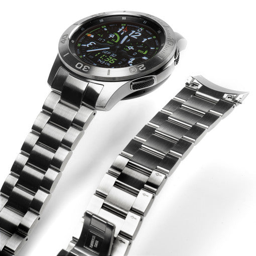 Galaxy Watch 46mm | Metal One Band - Silver stainless steel link watch band attached to a Galaxy Watch 46mm.
