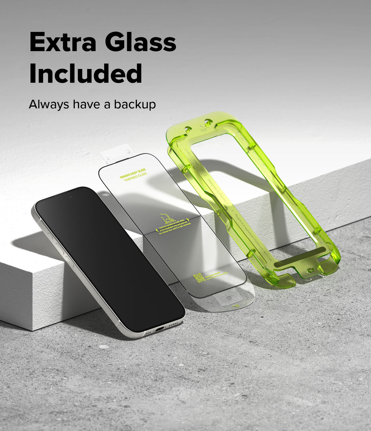 [Bundle] iPhone 17 | Silicone Magnetic - Smartphone with tempered glass screen protector and green installation tray.