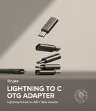 Adapter Lightning to C OTG (2P) - Five metallic Lightning female to USB-C male adapters floating in a vertical stack.