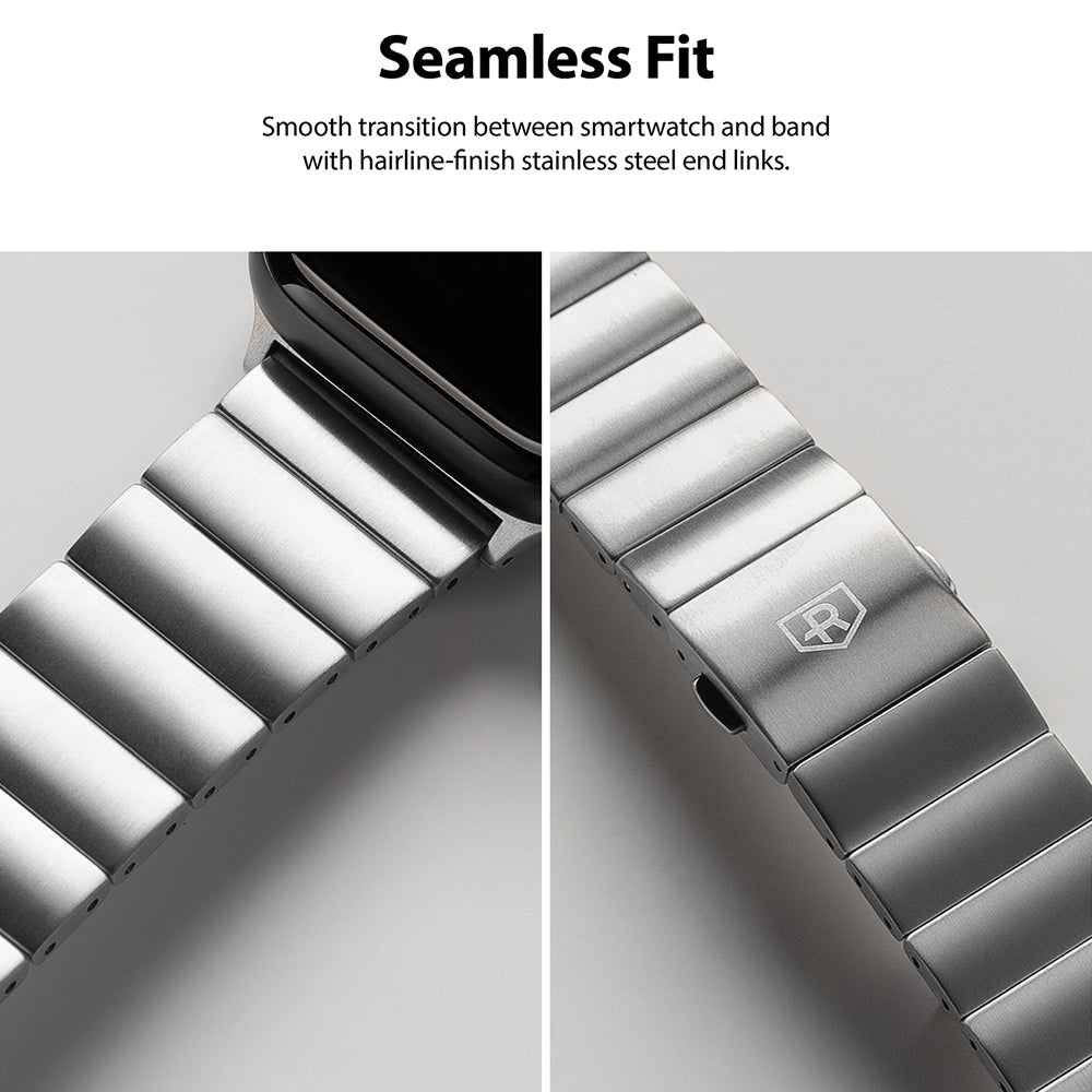 Apple Watch 49·46·45·44·42 mm | Metal One Band α - Silver - Close-up of silver stainless steel watch band links.
